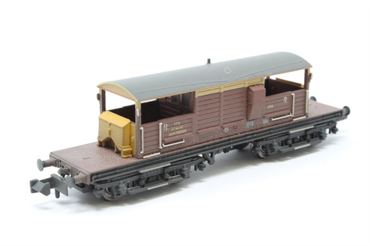 377-877 - Queen Mary Brake Van EWS, Weathered (N)