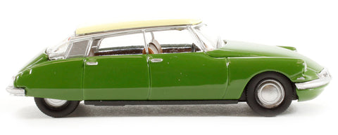 76CDS001 - Rouge Esterel Citroen DS19