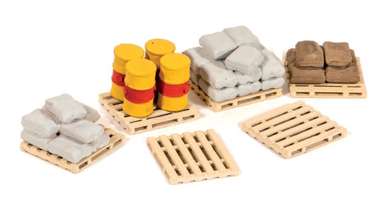 514 Pack of Assorted Pallets, Sacks & Barrels