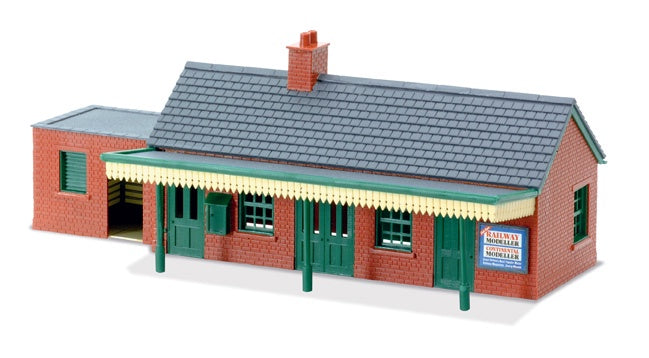 LK-12 Country Station Building, Brick Type