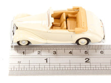 Load image into Gallery viewer, 76ASH001 - Beige Armstrong Siddeley Hurricane Open
