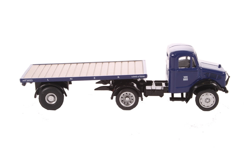 76BD022 - Bedford OX Flatbed Trailer LNER