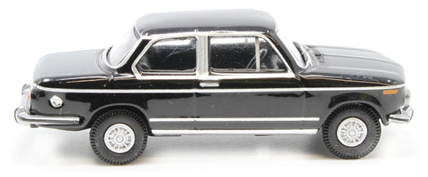 76BM02004 - BMW 2002 Black