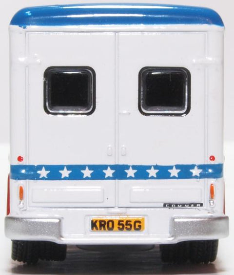 76CWT008 - Commer Walk Thru Van 'Gerry Cottle's Circus'