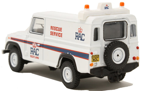 76DEF015 - Land Rover Defender LWB JCB