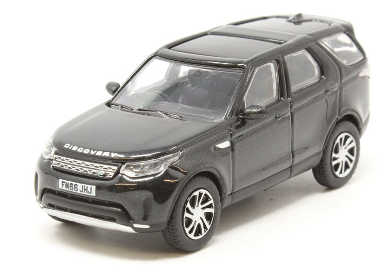 76DIS5002 Land Rover Discovery 5 HSE LUX Santorini Black