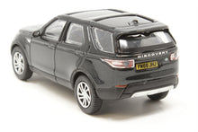 Load image into Gallery viewer, 76DIS5002 Land Rover Discovery 5 HSE LUX Santorini Black
