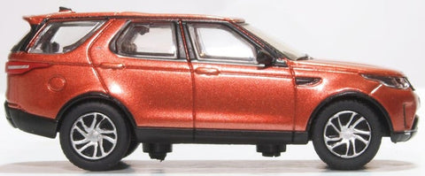 76DIS5004 Land Rover Discovery 5 Namib Orange