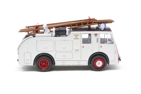 76F8001 - London Fire Brigade Dennis FB