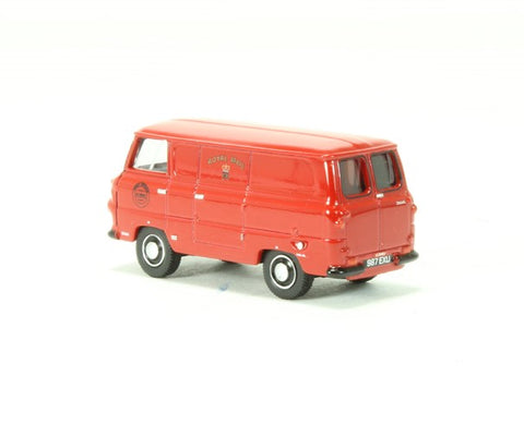 76FDE004 Ford 400E Van Royal Mail