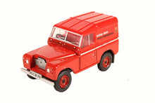 Load image into Gallery viewer, 76LR2AS001 - Land Rover Series IIA SWB Hard Top Royal Mail
