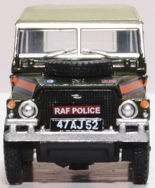 76LRL007 - Land Rover Lightweight Canvas 'RAF Police'