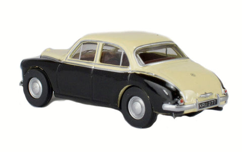 76MGZ004 - Ivory/Black MG ZB