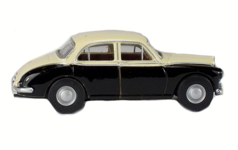 76MGZ004 - Ivory/Black MG ZB