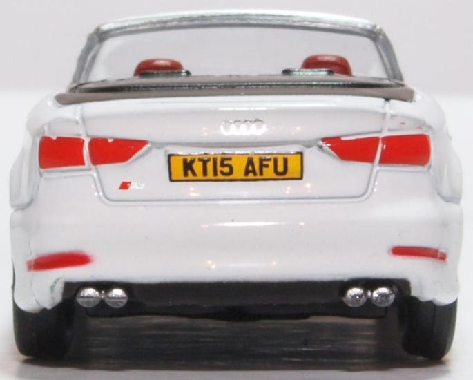 76S3001 - Audi S3 Cabriolet Glacier