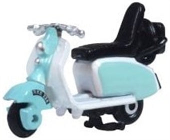 76SC001 - Scooter Blue/White