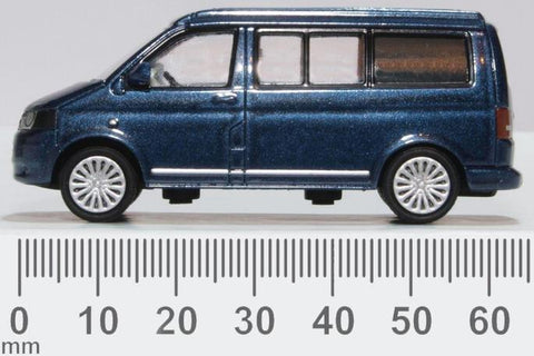 76T5C001 VW T5 California Camper Metallic Night Blue