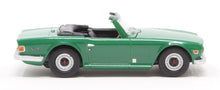 Load image into Gallery viewer, 76TR6003 - Triumph TR6 Emerald Green
