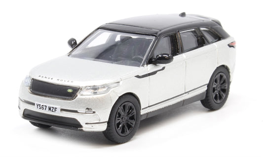 76VEL003 - Range Rover Velar SE Silicon Silver