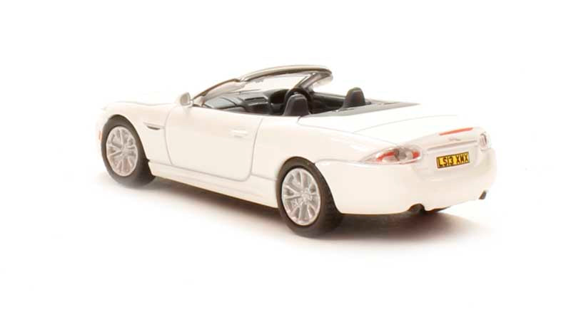 76XK001 - Jaguar XK