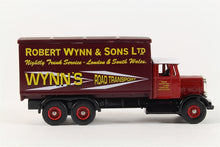 Load image into Gallery viewer, DG044033 - Scammell 6 Wheeler &#39;Wynn&#39;s&#39;
