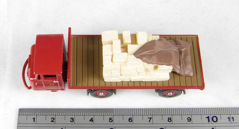 DG199011 - Scammell Mechanical Horse Flatbed/Load