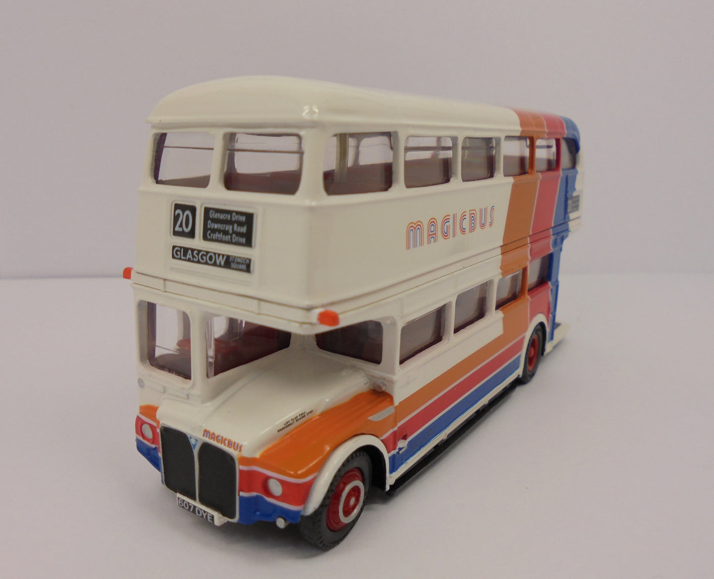 15634 Routemaster "Magicbus"