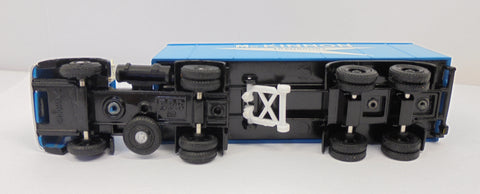 22102 AEC Ergo Artic Box Van "McKinnon"