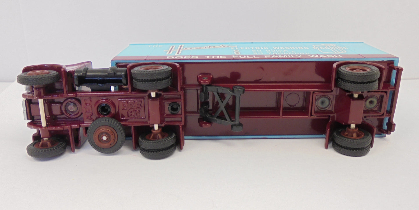 A.E.C. Articulated Box Van "Hoover"  E19501