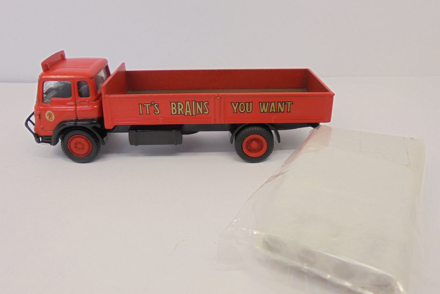 24101 Bedford TK Dropside "S.A.Brain & Co."