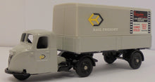 Load image into Gallery viewer, Scammell Scarab Van Trailer Railfreight
