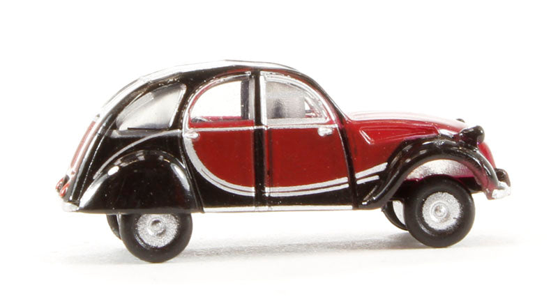 NCT001 - Charleston Maroon/Black Citroen 2CV (N)