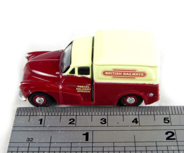 R7002 - Morris Minor Van 'British Railways'