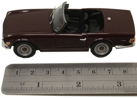 VA14700 - Triumph TR6 Damson