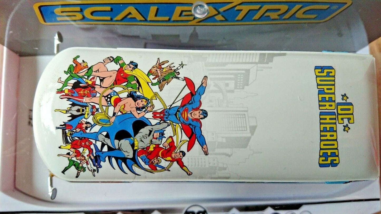 C3933 - VW Panel Van T1b 'DC Comics'